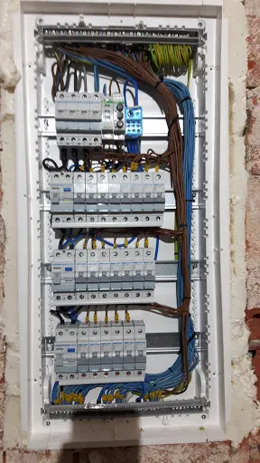 InstalBol Usługi Elektryczne, Automatyka Bramowa , Pogotowie Elektryczne 24/7